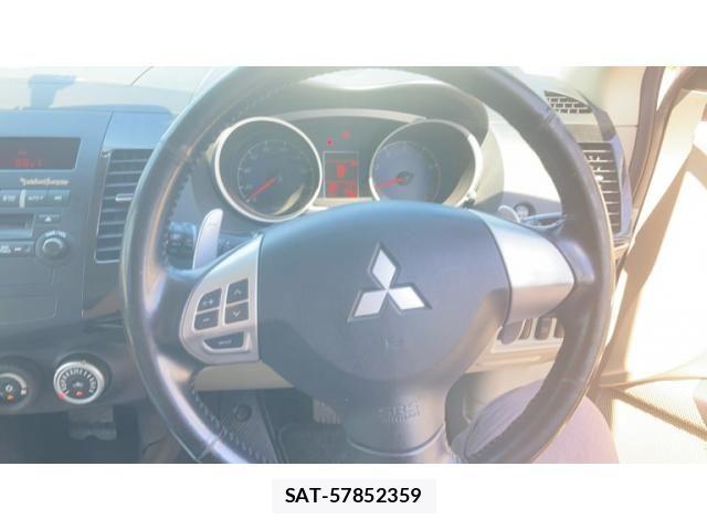 Mitsubishi OUTLANDER 2009-06 8526485-10