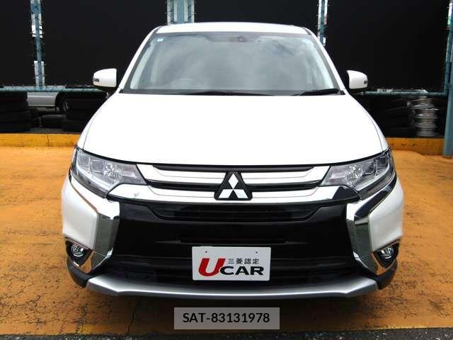 Mitsubishi OUTLANDER 2018-05 8797073-2