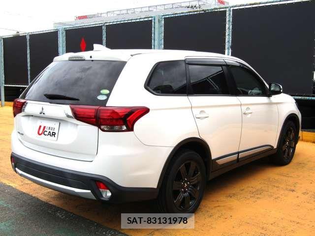 Mitsubishi OUTLANDER 2018-05 8797073-7