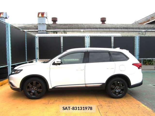 Mitsubishi OUTLANDER 2018-05 8797073-8