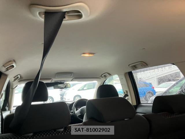 Mitsubishi OUTLANDER 2017-10 8830995-10