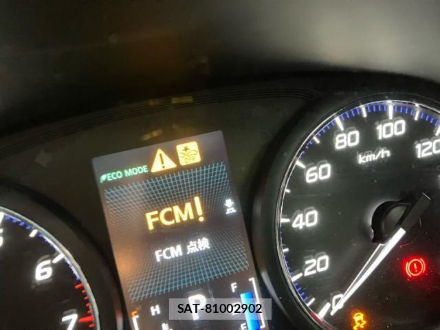 Mitsubishi OUTLANDER 2017-10 8830995-21