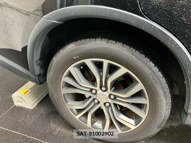 Mitsubishi OUTLANDER 2017-10 8830995-5