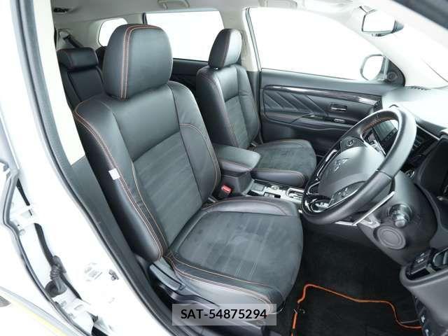 Mitsubishi OUTLANDER 2017-11 2673445-9
