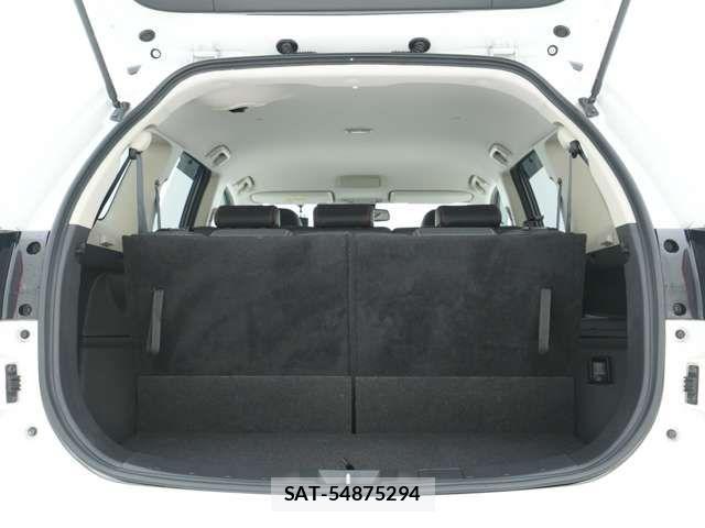 Mitsubishi OUTLANDER 2017-11 2673445-12