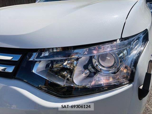 Mitsubishi OUTLANDER 2013-01 4598913-12