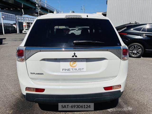 Mitsubishi OUTLANDER 2013-01 4598913-19