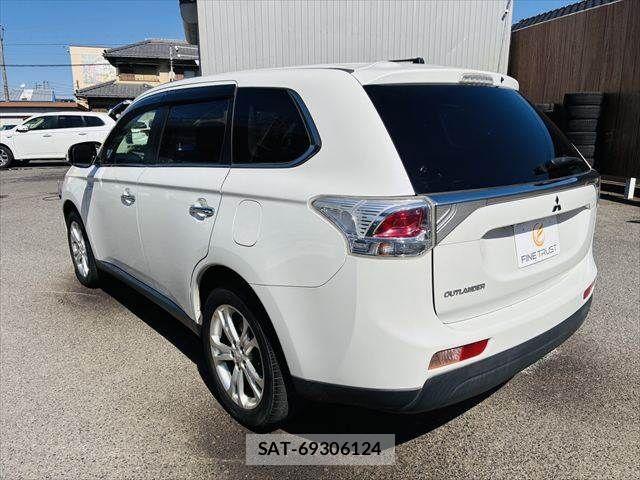 Mitsubishi OUTLANDER 2013-01 4598913-20