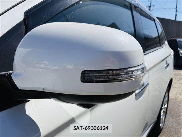 Mitsubishi OUTLANDER 2013-01 4598913-26
