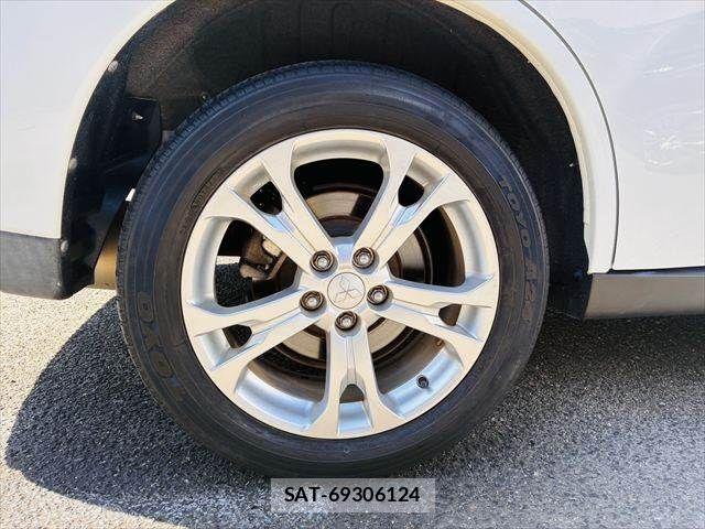 Mitsubishi OUTLANDER 2013-01 4598913-28