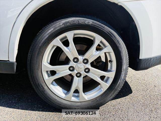 Mitsubishi OUTLANDER 2013-01 4598913-29