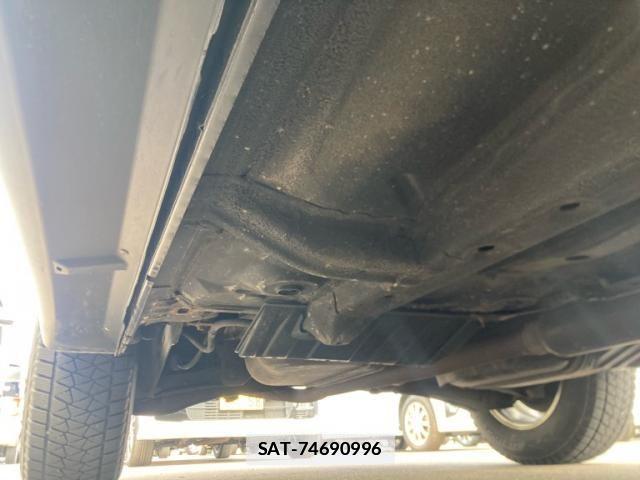 Mitsubishi OUTLANDER 2018-03 6246561-23