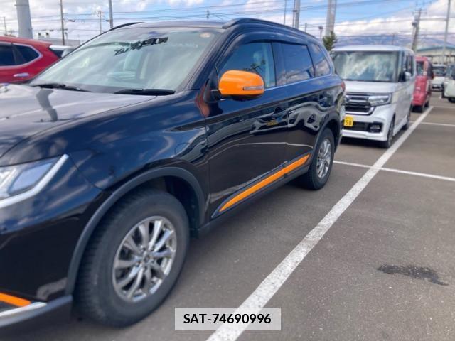 Mitsubishi OUTLANDER 2018-03 6246561-4