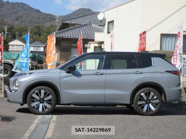 Mitsubishi OUTLANDER 2024-01 6673074-19