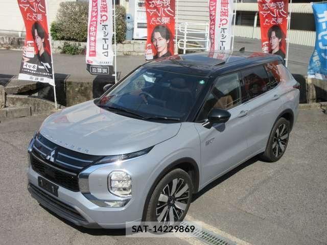 Mitsubishi OUTLANDER 2024-01 6673074-6
