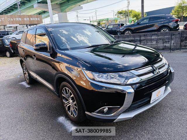Mitsubishi OUTLANDER 2015-07 6673075-17