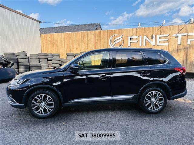 Mitsubishi OUTLANDER 2015-07 6673075-22