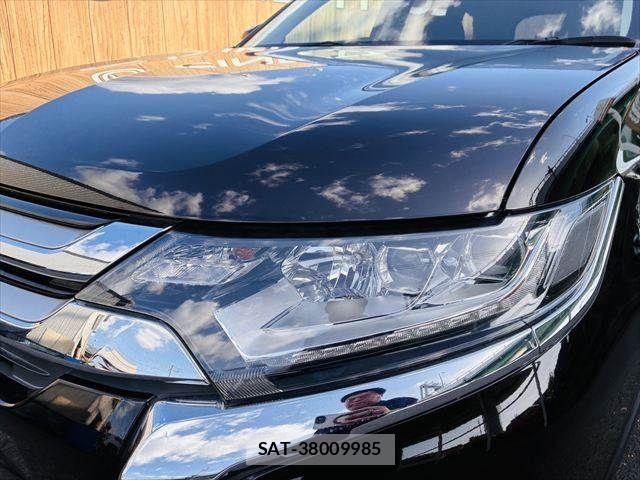 Mitsubishi OUTLANDER 2015-07 6673075-23