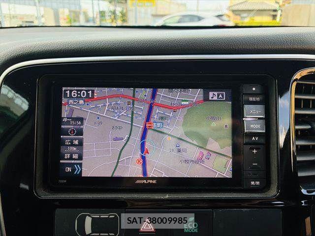 Mitsubishi OUTLANDER 2015-07 6673075-3