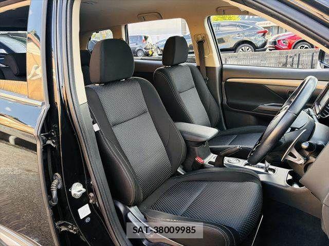 Mitsubishi OUTLANDER 2015-07 6673075-8