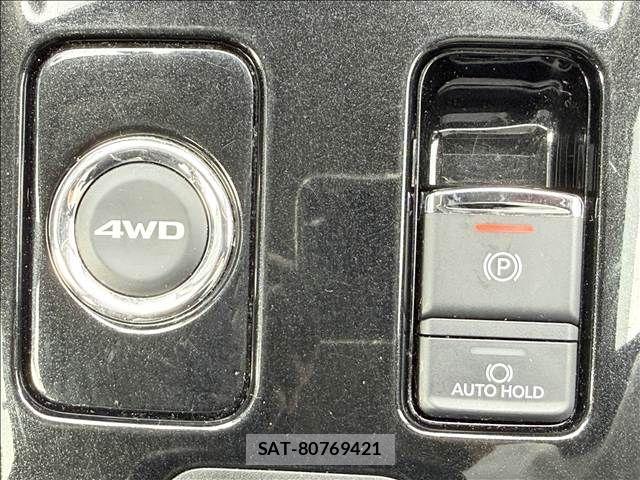 Mitsubishi OUTLANDER 2018-10 7223354-14
