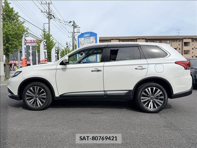 Mitsubishi OUTLANDER 2018-10 7223354-5