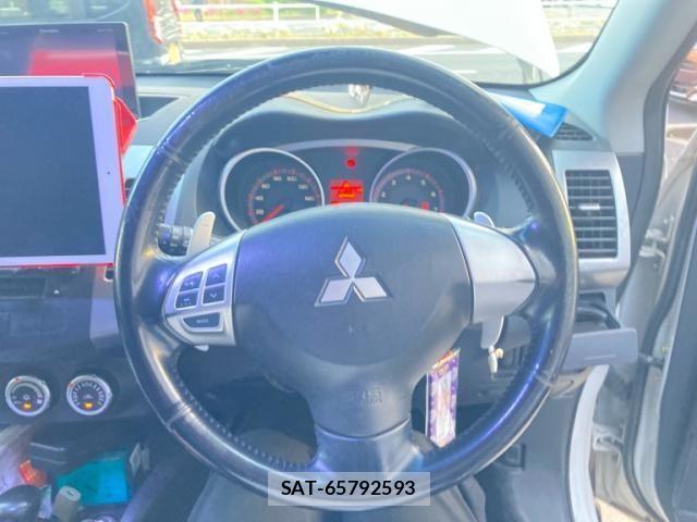 Mitsubishi OUTLANDER 2007-01 7223356-17