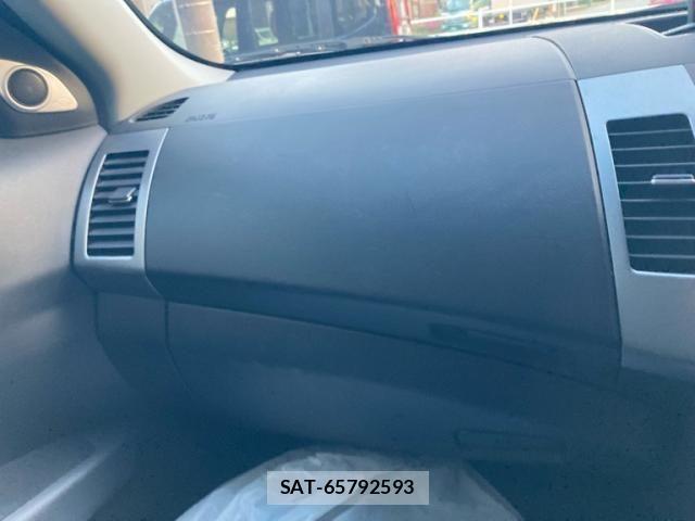 Mitsubishi OUTLANDER 2007-01 7223356-23