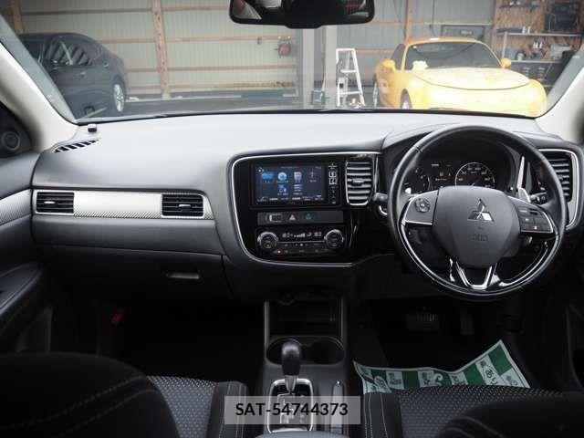 Mitsubishi OUTLANDER 2016-01 7329227-1