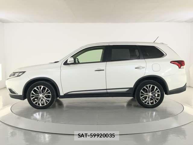 Mitsubishi OUTLANDER 2015-07 7393467-2