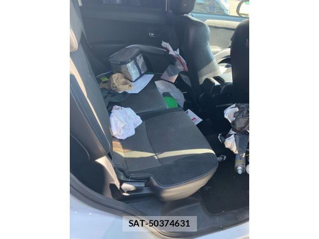 Mitsubishi OUTLANDER 2010-07 7456667-10