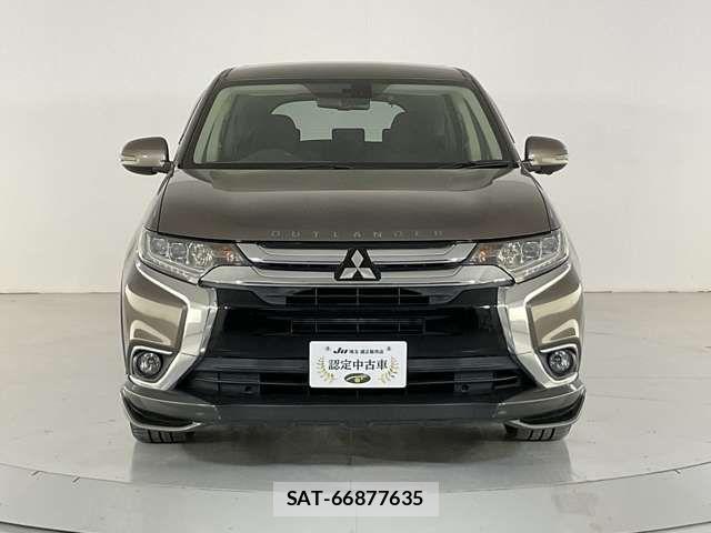 Mitsubishi OUTLANDER 2015-07 7456666-1