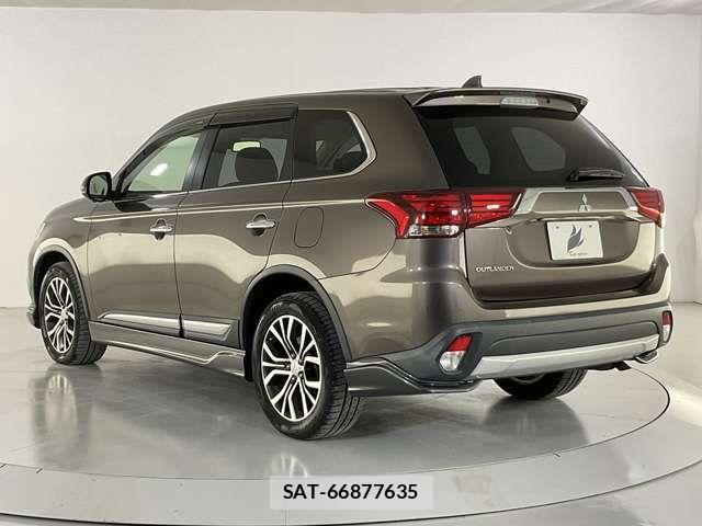 Mitsubishi OUTLANDER 2015-07 7456666-3