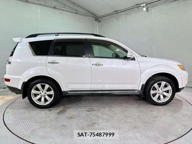 Mitsubishi OUTLANDER 2010-02 7502136-3