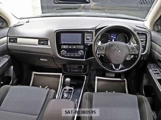 Mitsubishi OUTLANDER 2017-06 7619090-20