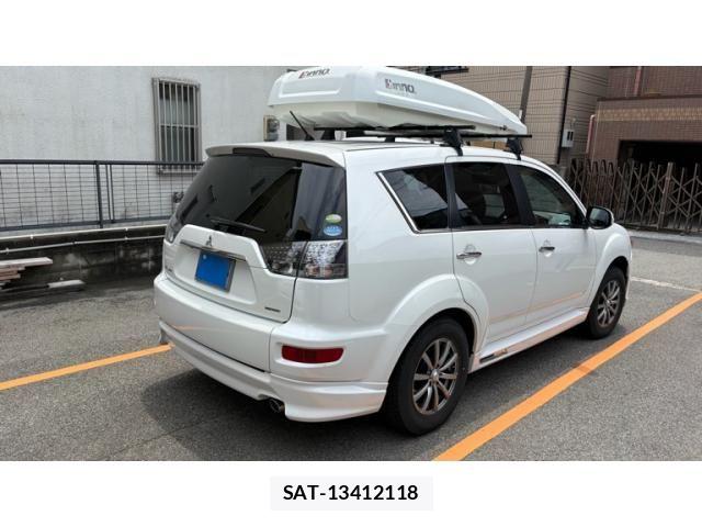 Mitsubishi OUTLANDER 2011-08 7726979-2