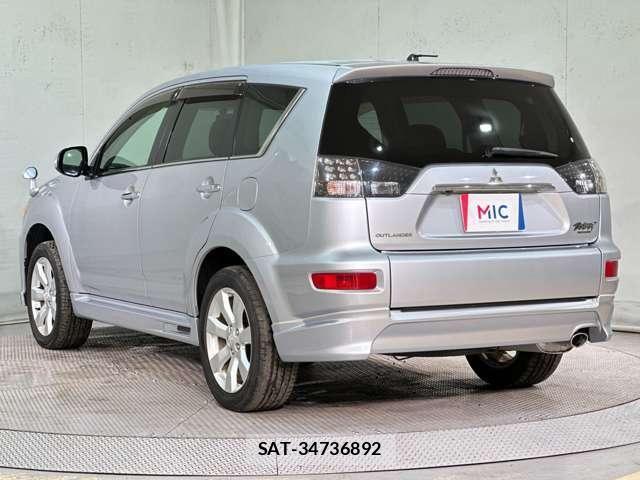 Mitsubishi OUTLANDER 2010-06 7788065-6