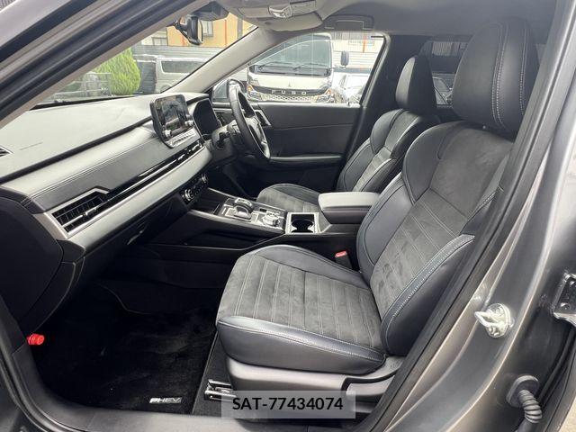 Mitsubishi OUTLANDER 2023-07 7788066-10