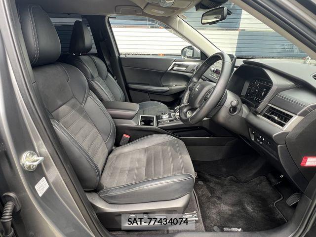 Mitsubishi OUTLANDER 2023-07 7788066-8