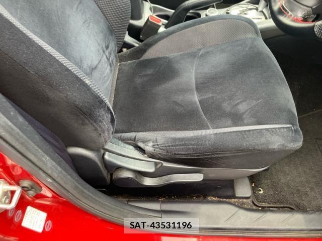 Mitsubishi OUTLANDER 2011-06 7878682-9