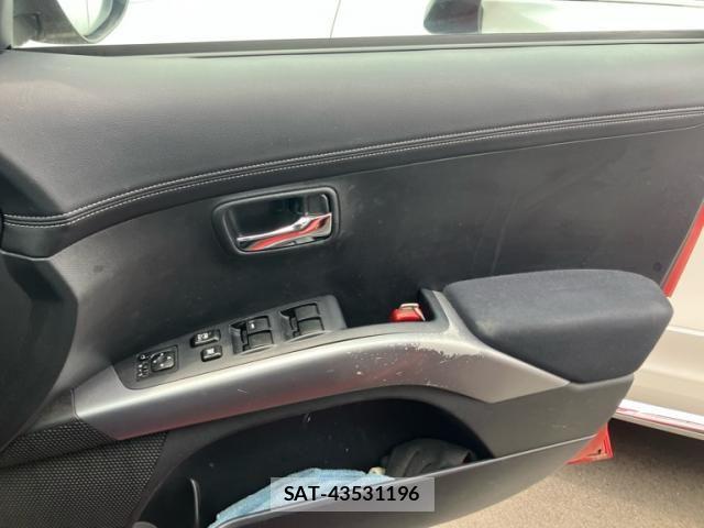 Mitsubishi OUTLANDER 2011-06 7878682-17