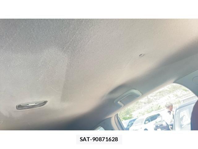 Mitsubishi OUTLANDER 2011-09 7878681-16