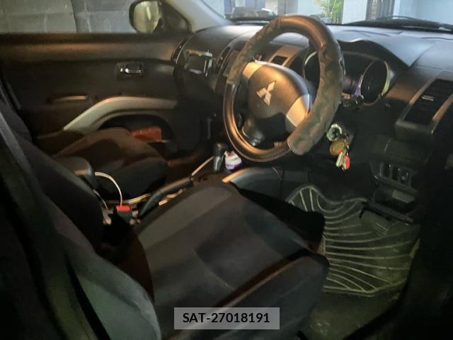 Mitsubishi OUTLANDER 2010-03 7878683-18