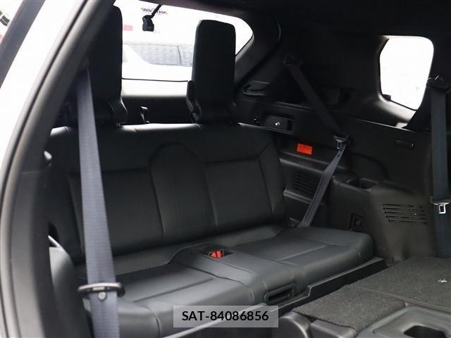 Mitsubishi OUTLANDER 2024-05 8037519-14