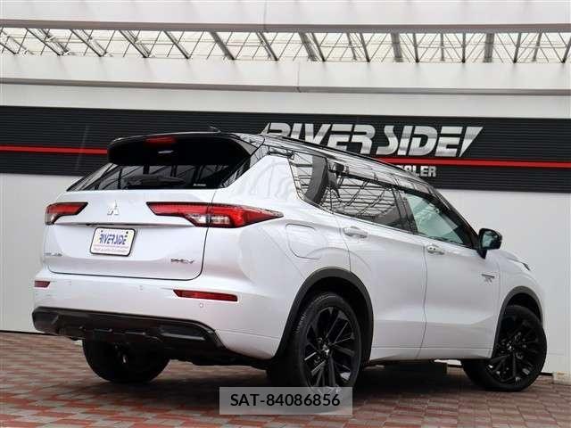Mitsubishi OUTLANDER 2024-05 8037519-26
