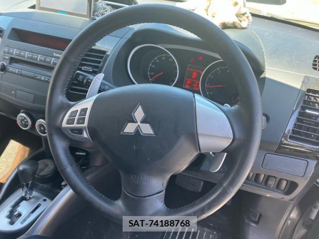 Mitsubishi OUTLANDER 2009-09 8037515-11