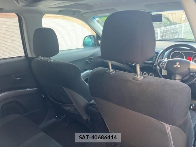 Mitsubishi OUTLANDER 2007-08 8075070-13