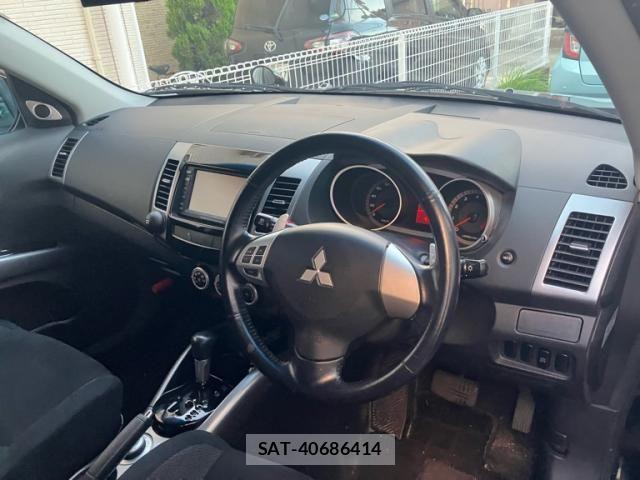 Mitsubishi OUTLANDER 2007-08 8075070-16