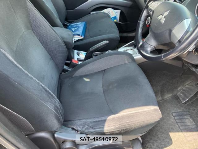 Mitsubishi OUTLANDER 2008-03 8131816-11