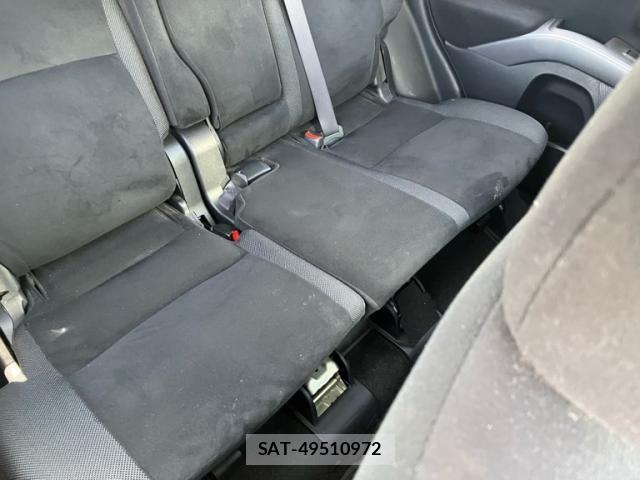 Mitsubishi OUTLANDER 2008-03 8131816-13